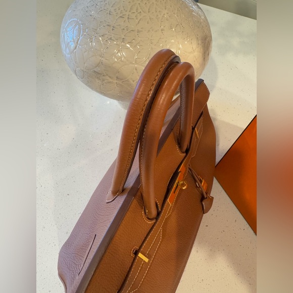 Hermes Birkin 35 Gold w Gold hardware 35 - Picture 7 of 17